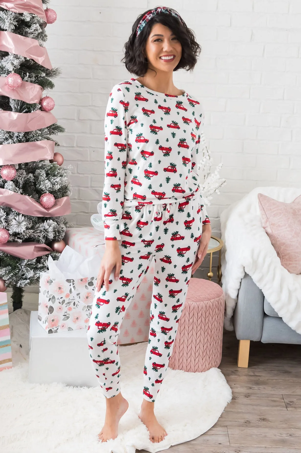 Antique Christmas Modest Lounge Set