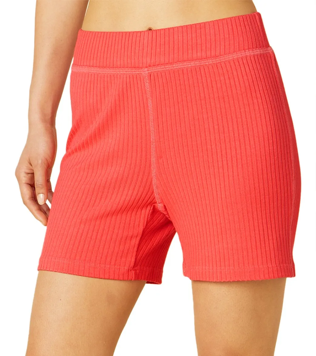 Beyond Yoga Hot Short