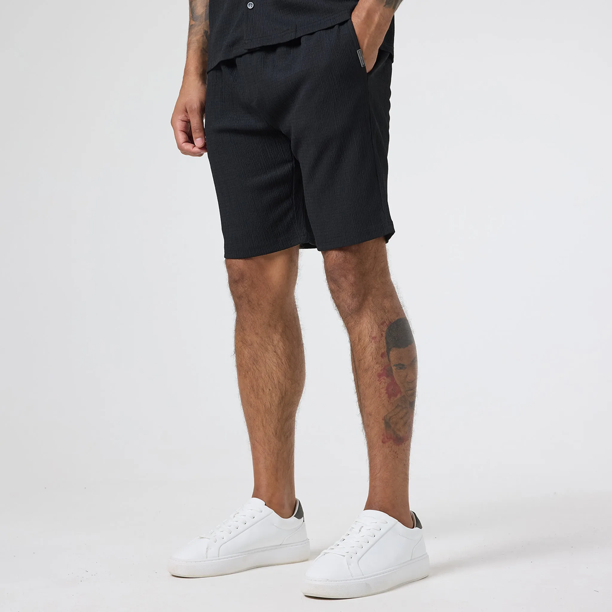 Crinkle Short | Black