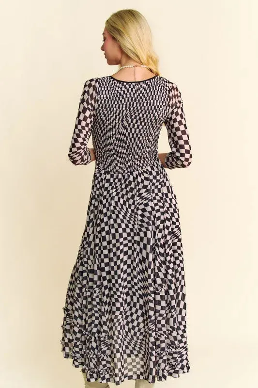 Davi & Dani Printed Checker Mesh Flowy Maxi Dress In Black