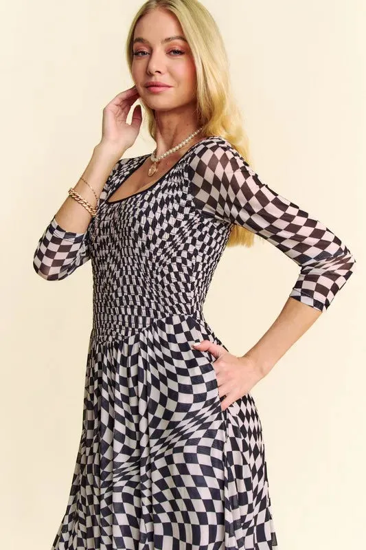 Davi & Dani Printed Checker Mesh Flowy Maxi Dress In Black