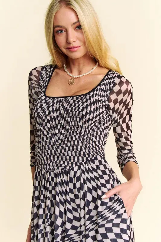 Davi & Dani Printed Checker Mesh Flowy Maxi Dress In Black