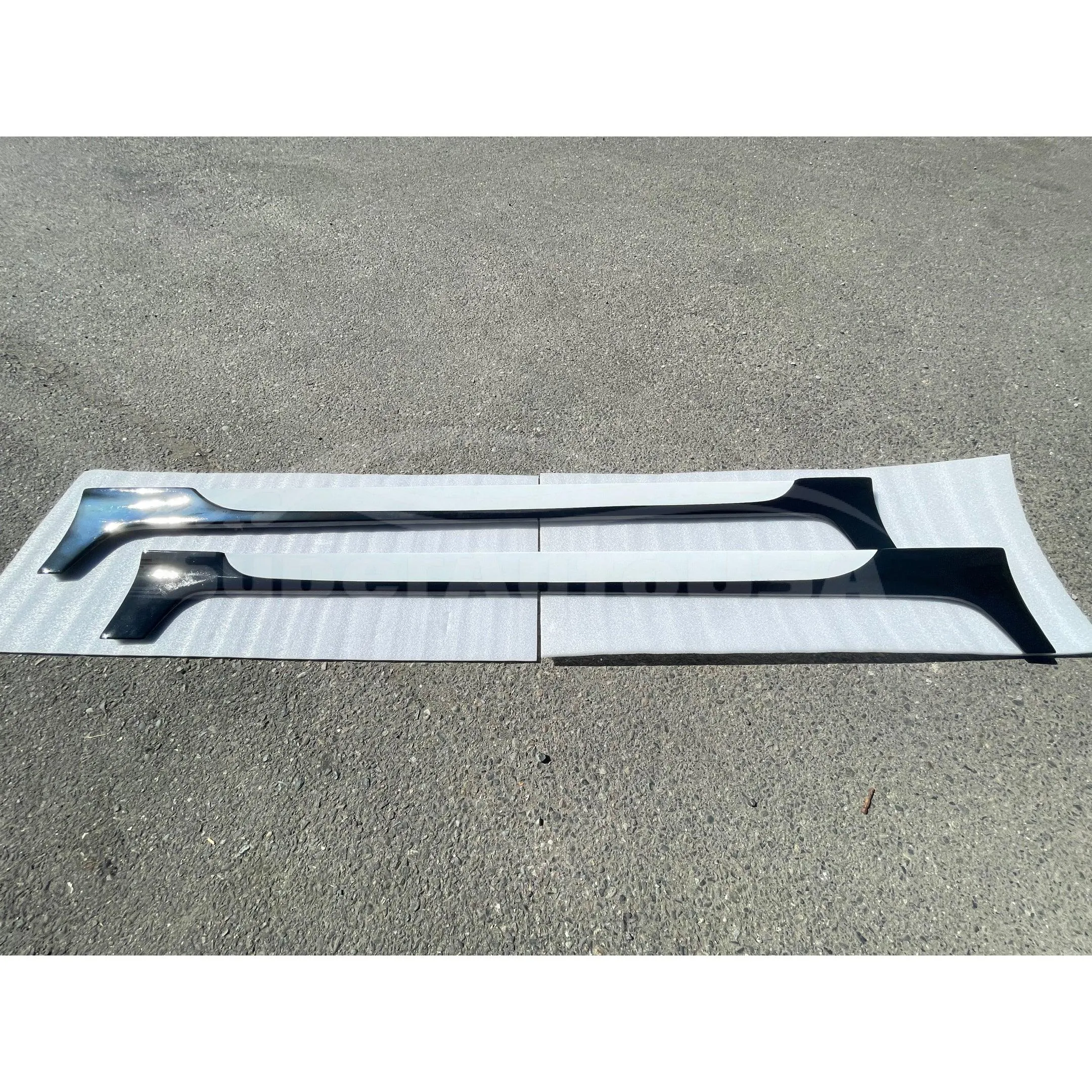 Fit 2014-2019 Toyota Corolla TRD PRO Style JDM Side Body Skirts (Glossy Black & White)