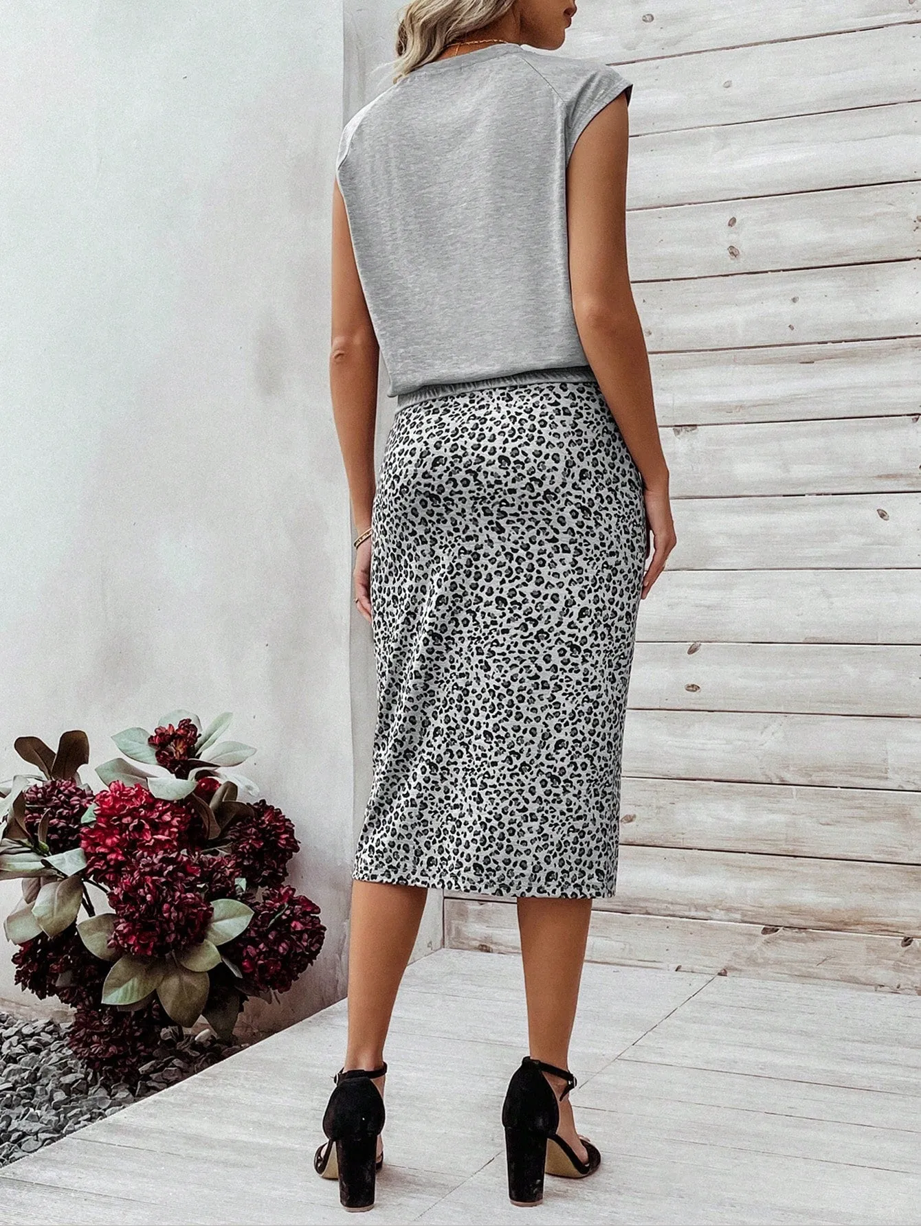 LUNE Leopard Print Top & Drawstring Waist Skirt