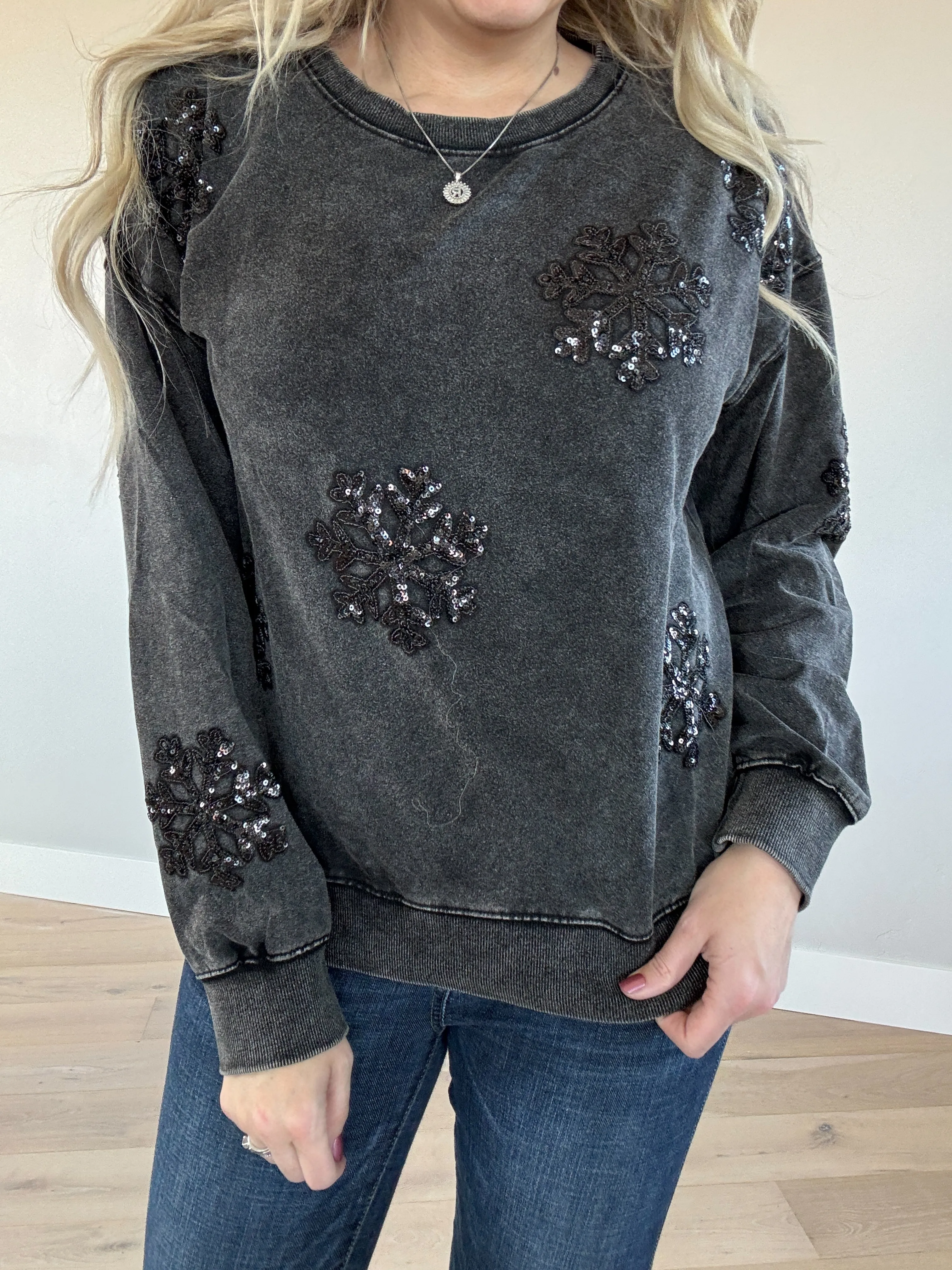 Snowflake Long Sleeve Top in Black