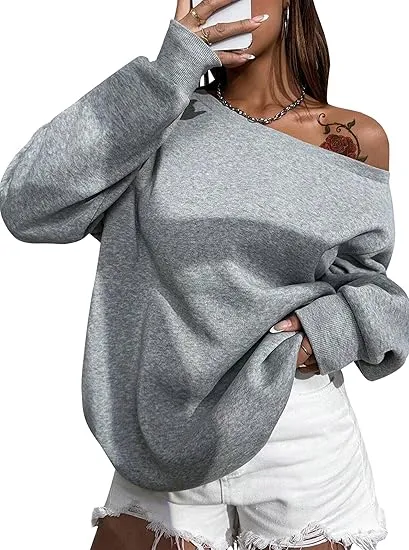 White Comfy Pullover Sweatshirt w/Pockets